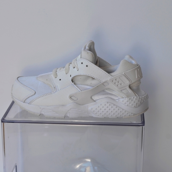 Nike Huarache Run Little Kids' Shoe Size 2Y | White/Pure Platinum/White - Picture 3 of 9